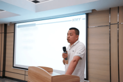 <b>为发卖精英们供给切实可做方式</b>